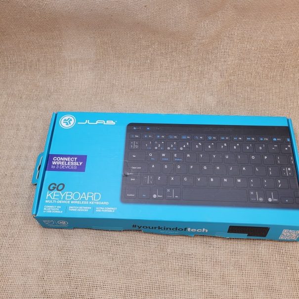 Teclado inalambrico multiconexion, 200 Bs.